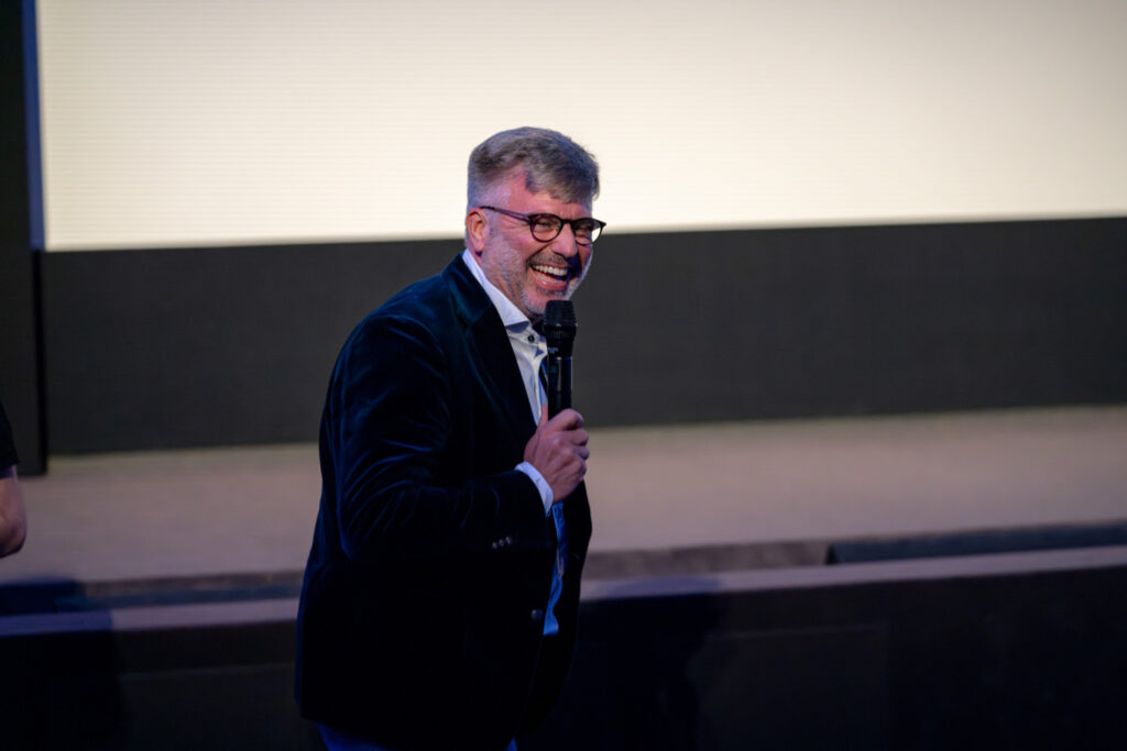 44-DSC02106-Enhanced-NR